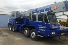 302 - 30T Kato Truck Crane