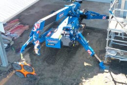 Maeda Spider Crane 305C-3